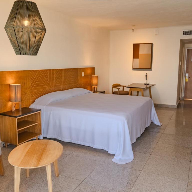 Friendly Fun Vallarta Different Experiences - All Inclusive - Habitación Doble con vistas a la piscina - 1 o 2 camas - 6