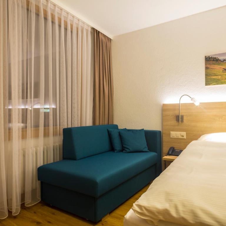 Matterhorn Inn - Wellness & Dining - at Zermatt Shuttle Station - Superior Doppelzimmer - 5