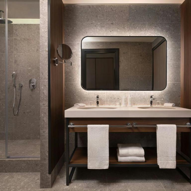 Milan Marriott Hotel - Presidential Queen Suite - 4