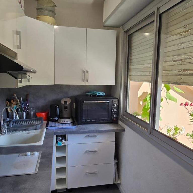 Immense toit terasse et son studio 23m2 - Appartement 1 Chambre - 39