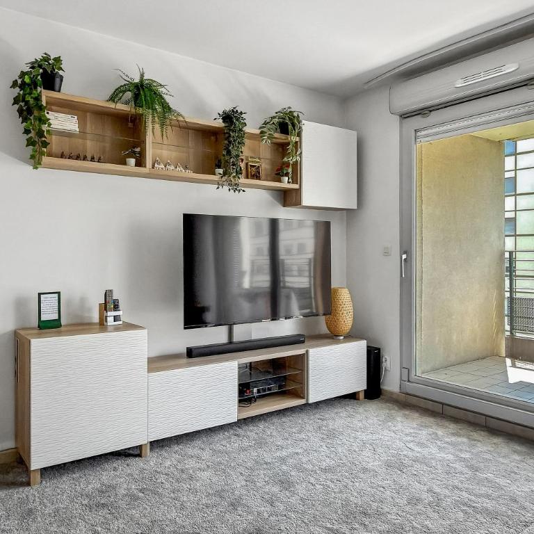 Superbe 4 Pièces - Cosy et Lumineux avec Parking privé - Tête d'Or - Appartamento con 3 Camere da Letto e con Balcone - 2