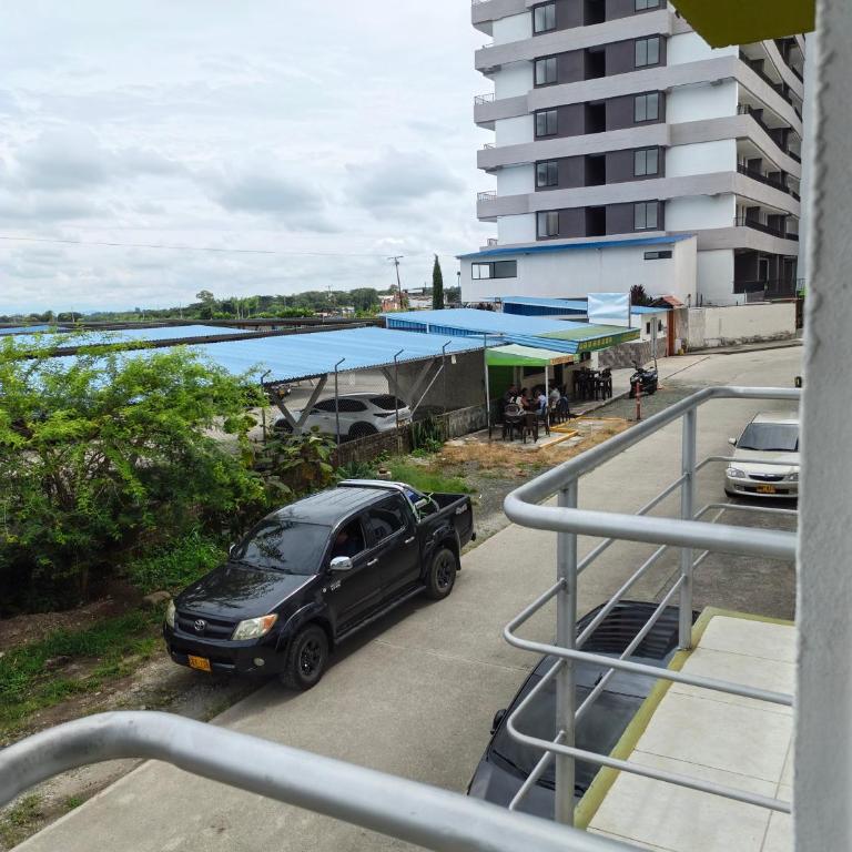 Vacaciona cerca a sitios de interes turístico - Apartamento de 2 dormitorios - 15