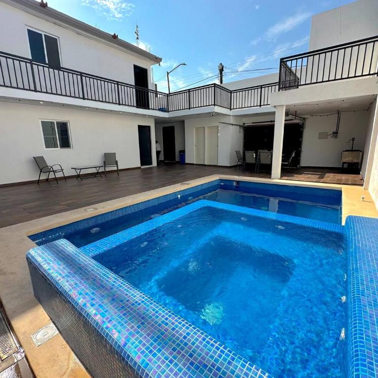 Lujoso departamento con alberca y jacuzzi - Apartamento de 1 dormitorio - 2