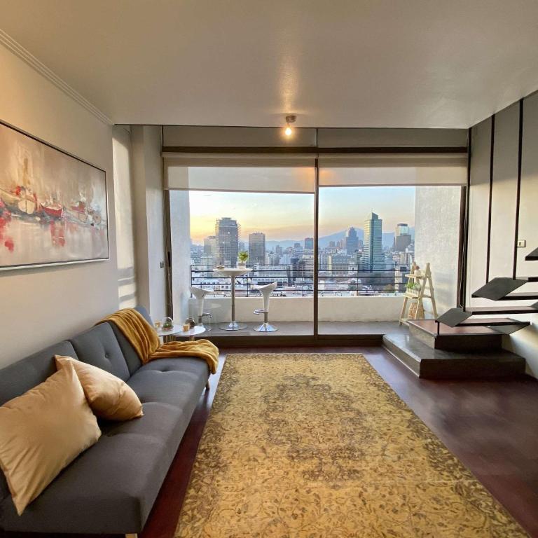 Modern Urban Loft - City Views - Loft - 11