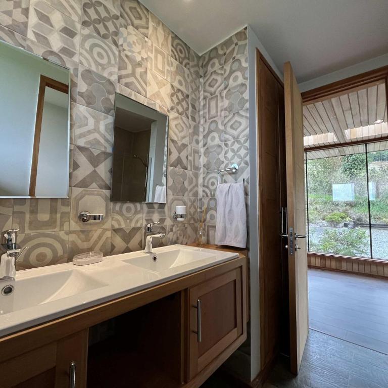 Luxury House with Jacuzzi SummerPool Villarrica - Casa - 34