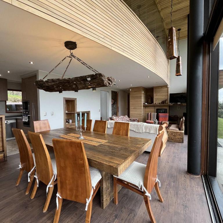 Luxury House with Jacuzzi SummerPool Villarrica - Casa - 17