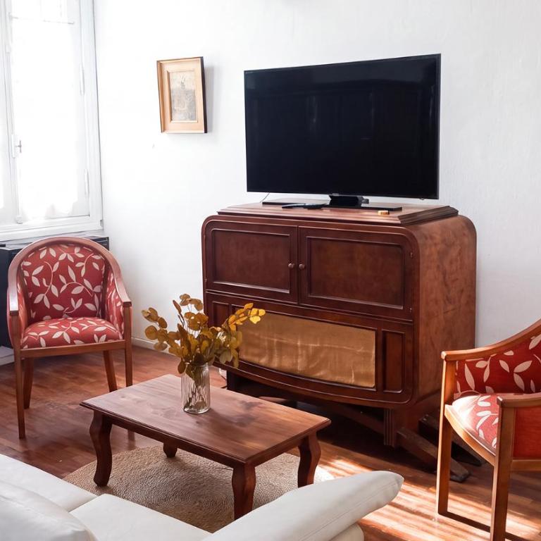 El Gran 1928 - Historico departamento en el centro - Two-Bedroom Apartment - 4