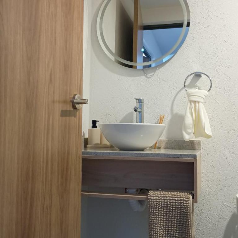 Apartment in the Heart of Tlaquepaque with Pool 6 persons - Apartment mit 3 Schlafzimmern - 54