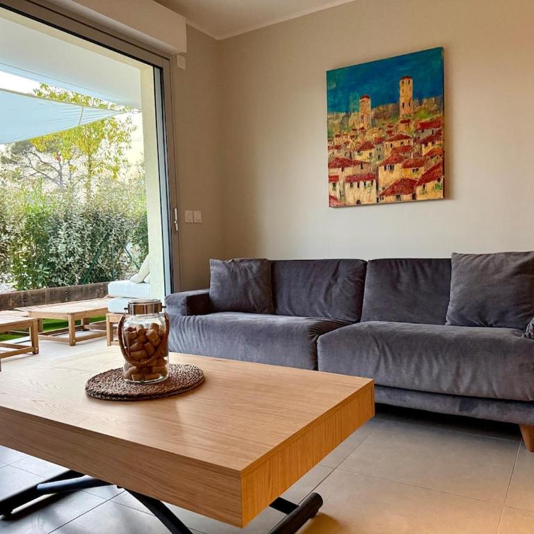 Private Garden Riviera Escape, Pool, Near Beach & Antibes - Appartement 1 Chambre - 1
