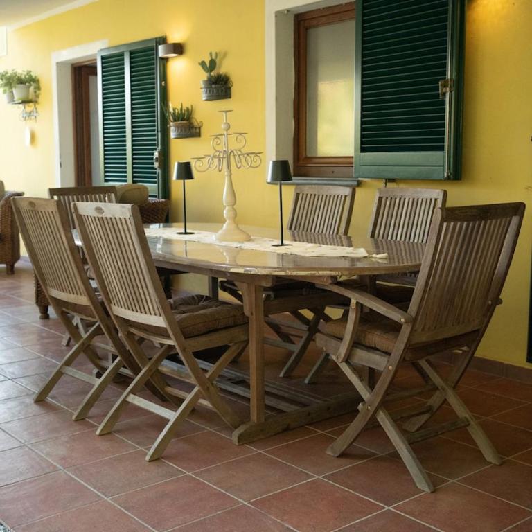 Villa tra gli ulivi - piscina e relax con vista sul mare - Villa - 17