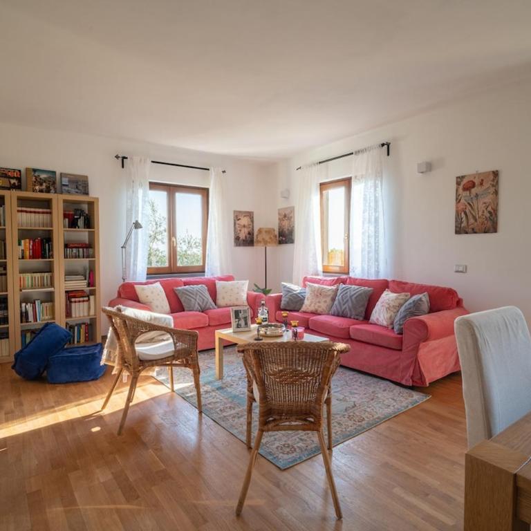 Villa tra gli ulivi - piscina e relax con vista sul mare - Villa - 21