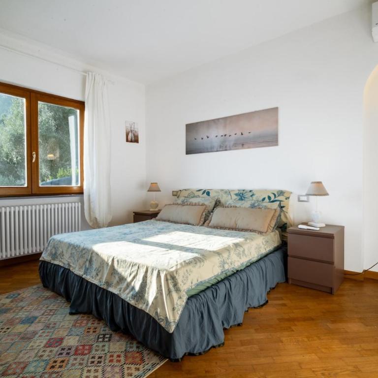 Villa tra gli ulivi - piscina e relax con vista sul mare - Villa - 32