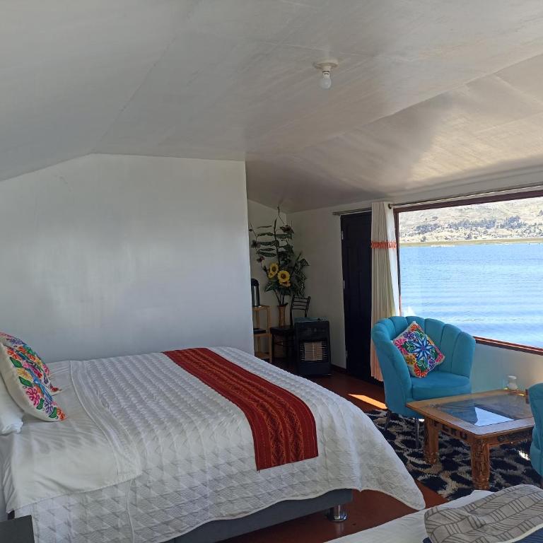 Titikaka Inti suma - Family Room with Lake View - 7
