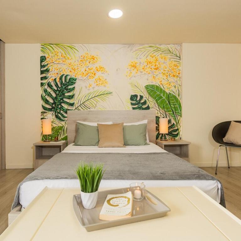 NEW! Studio El Poblado Balcony & 500 Mbps Wi-Fi - Studio Apartment - 12