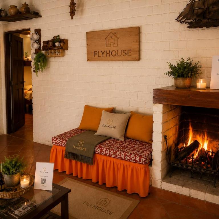 Las Terrazas Flyhouse - Three-Bedroom House - 6