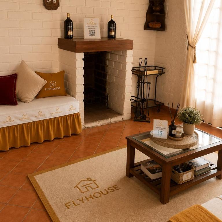Las Terrazas Flyhouse - Three-Bedroom House - 10