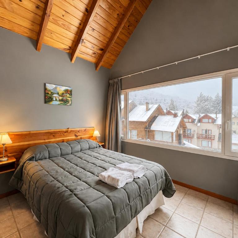 Vertical Catedral Apartments - Deluxe One-Bedroom Apartment - 3