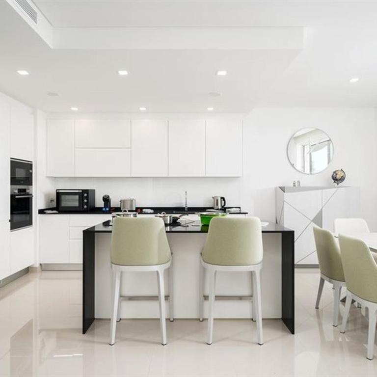 Hébergement avec vue magnifique à Roquebrune-Cap-Martin - Villa avec Piscine Privée - 7