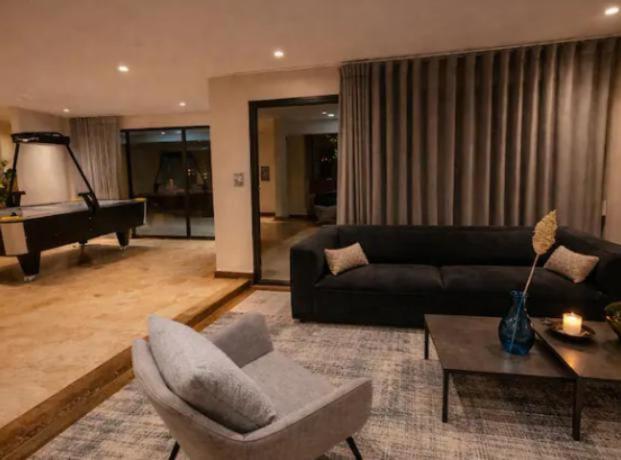 Apartamento con jacuzzi y mesa de billar, 4 habitaciones Medellin - Apartment - 11