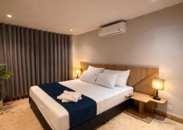 Apartamento con jacuzzi y mesa de billar, 4 habitaciones Medellin - Apartment - 29
