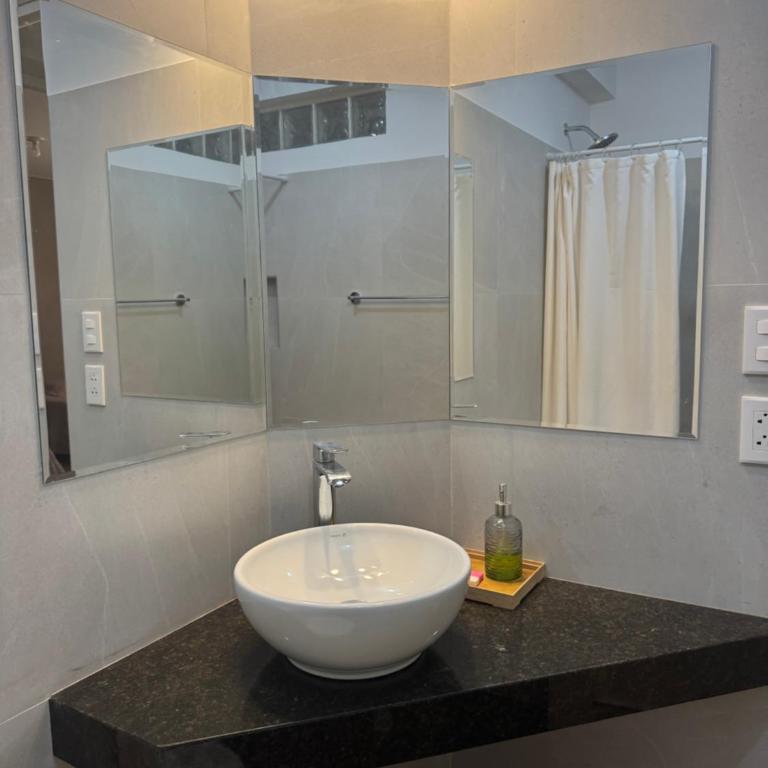 Brand-New Beachfront Luxury at Malecon Seoane Pimentel - Two-Bedroom Apartment - 19