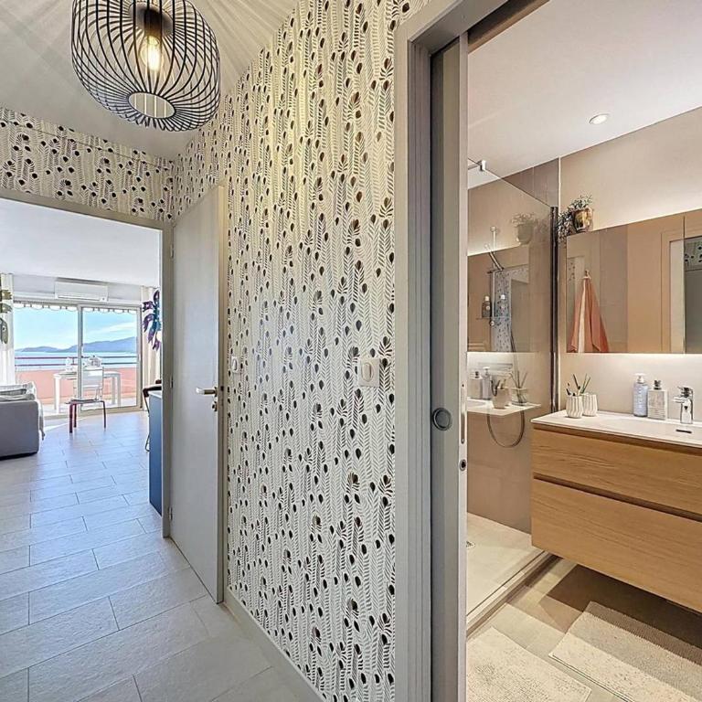 Appartement vue mer, piscine, clim - 4 pers. - FR-1-816-50 - Appartement - 8