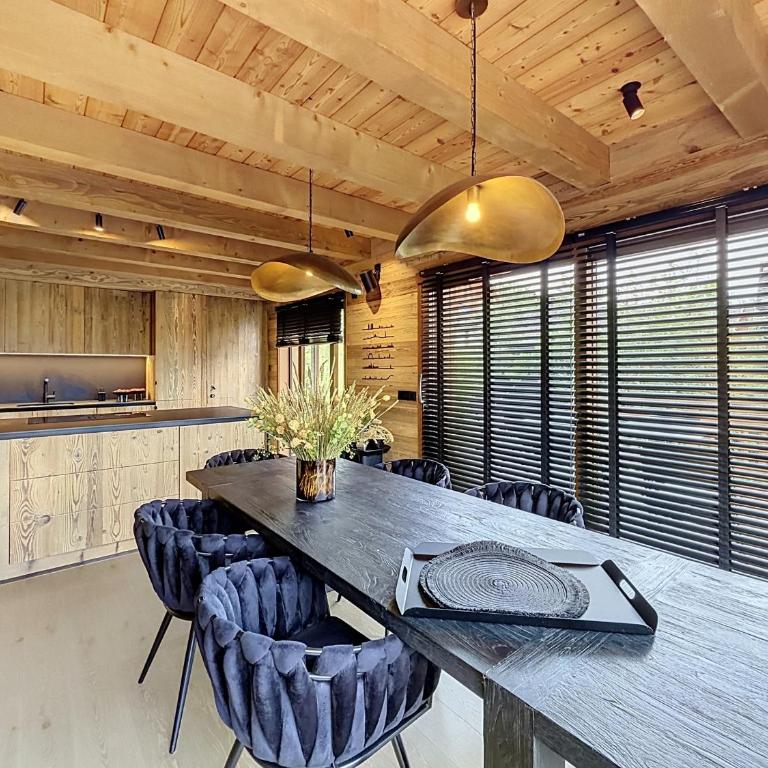 Superbe demi-chalet au cœur du village - 8 pers. - Chalet 3 Chambres - 8