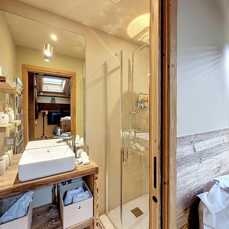 Superbe demi-chalet au cœur du village - 8 pers. - Chalet 3 Chambres - 13