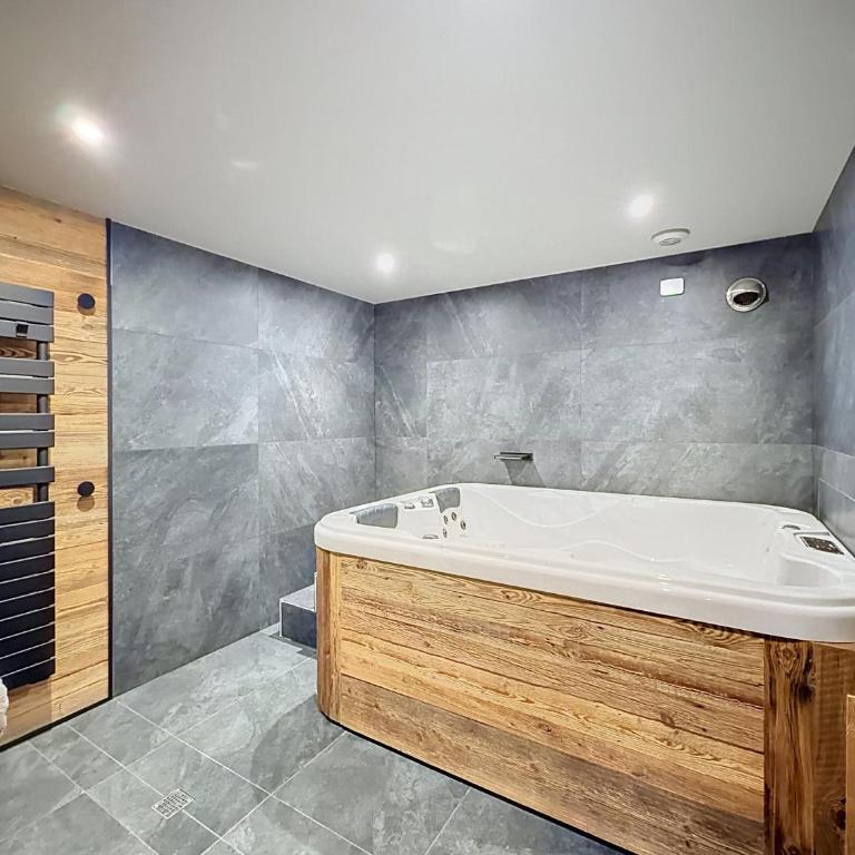 Superbe demi-chalet au cœur du village - 8 pers. - Chalet 3 Chambres - 28