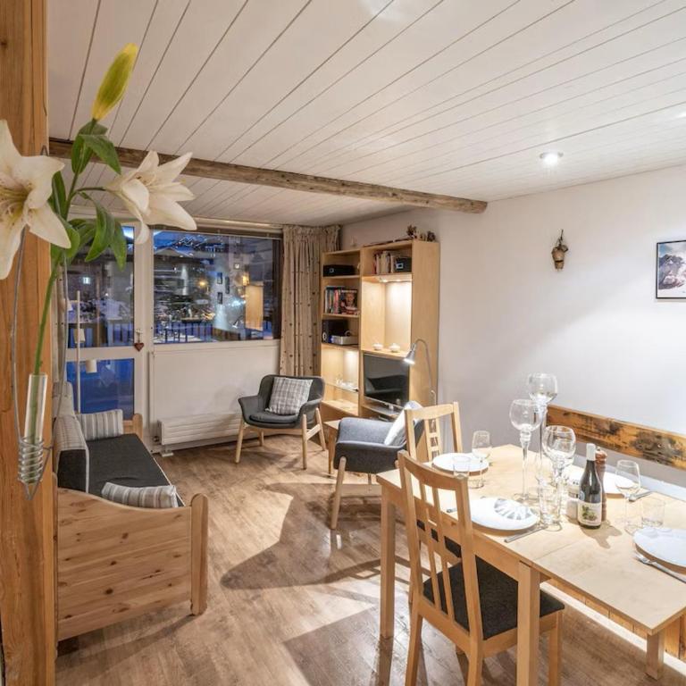 Appartement familial au centre, vue montagne - 4 pers. - FR-1-518-217 - Appartement - 2