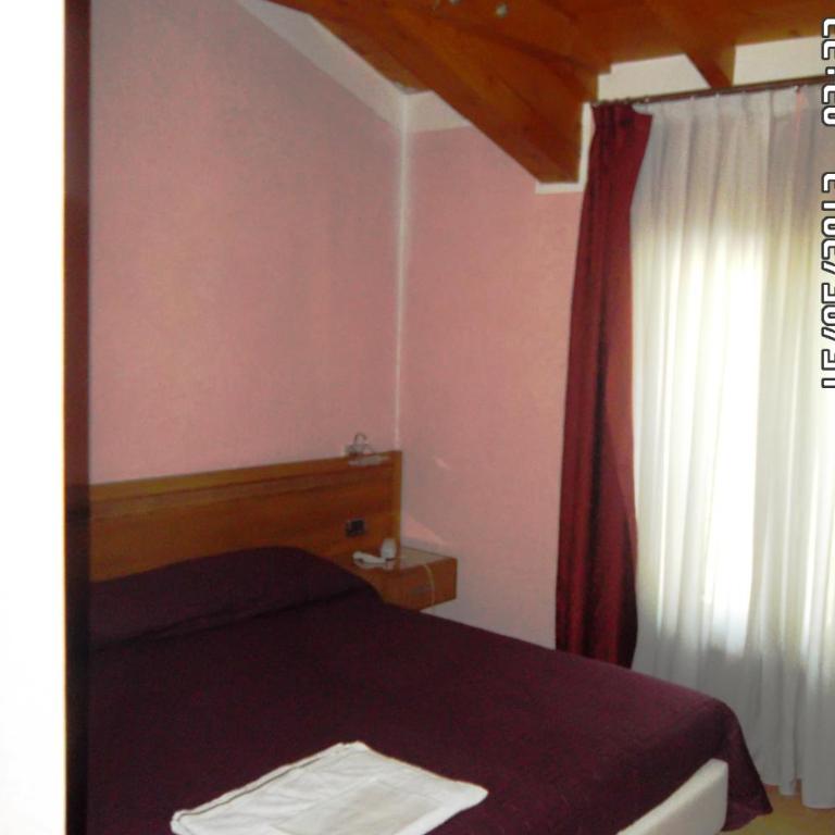 Albergo Le Piante - Camera Matrimoniale/Doppia con Letti Singoli - 3