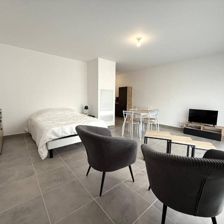 Appartement moderne avec terrasse, WIFI - 2 pers. - FR-1-368-479 - Apartment - 6