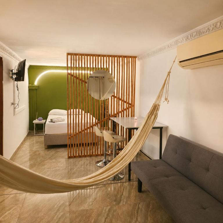 VERA - Beautiful loft-style studio apartment 12 minutes from the sea - One-Bedroom Apartment - 3