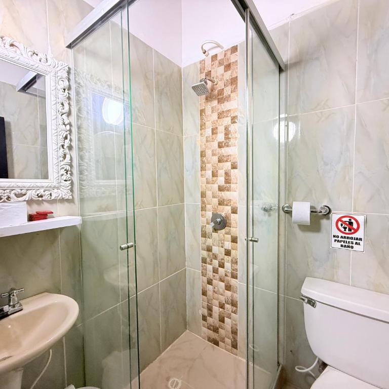 Hotel Lleras Premium #1 - Habitación Doble Estándar - 21