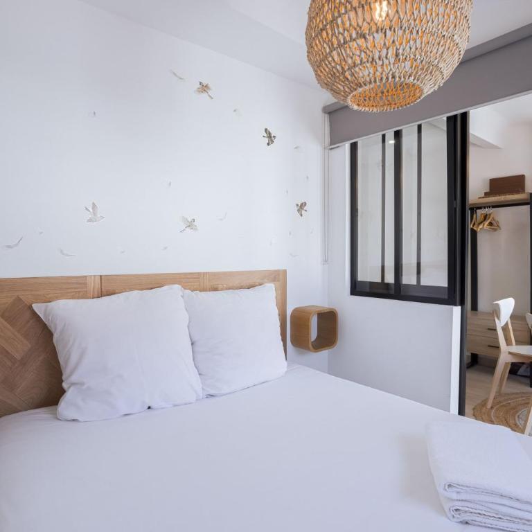Studio Chanel - central, balcon, clim, proche Palais&Plages - Studio Standard - 3