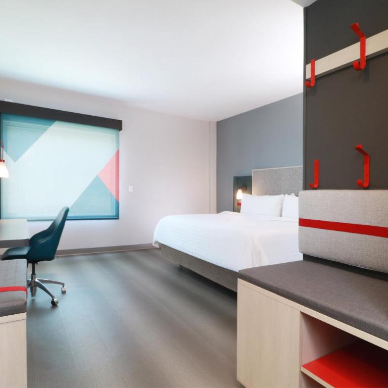 avid hotels - Tijuana - Otay by IHG - Habitación Estándar con cama extragrande - Adaptada para personas de movilidad reducida - 28