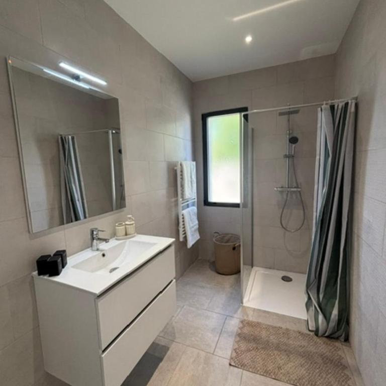 Villa Côté Sud - piscine privée - Maison de Vacances - 22