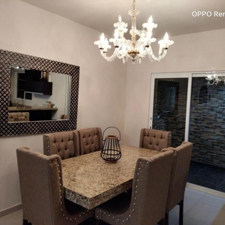 Casa Ideal para Empresas y Familias - Casa de 3 dormitorios - 46