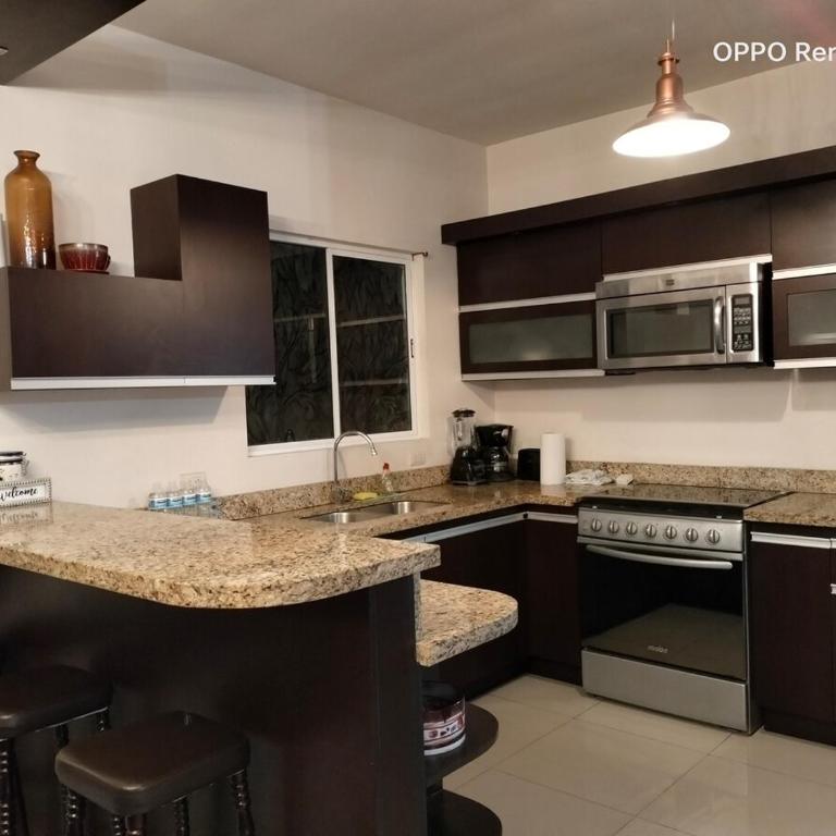 Casa Ideal para Empresas y Familias - Casa de 3 dormitorios - 36