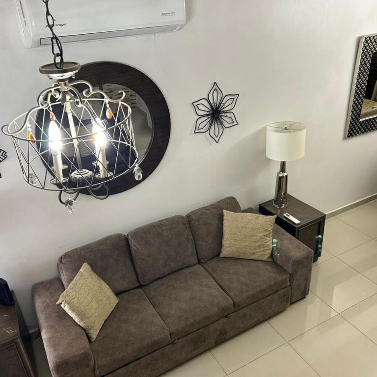 Casa Ideal para Empresas y Familias - Casa de 3 dormitorios - 6
