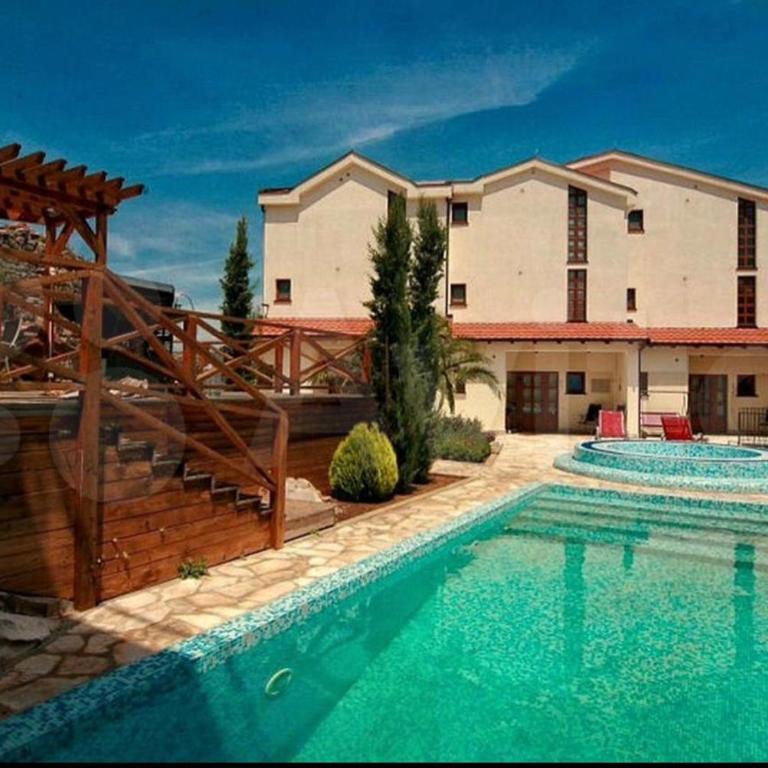 Villa California - Three-Bedroom Villa - 26