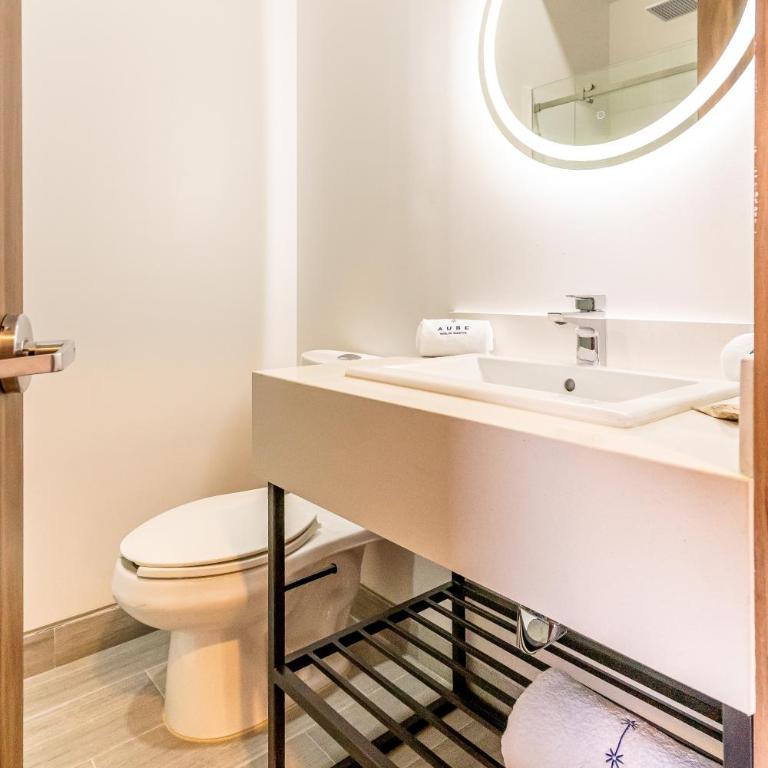 AUBE Hotel - Superior Zimmer mit Kingsize-Bett - 5
