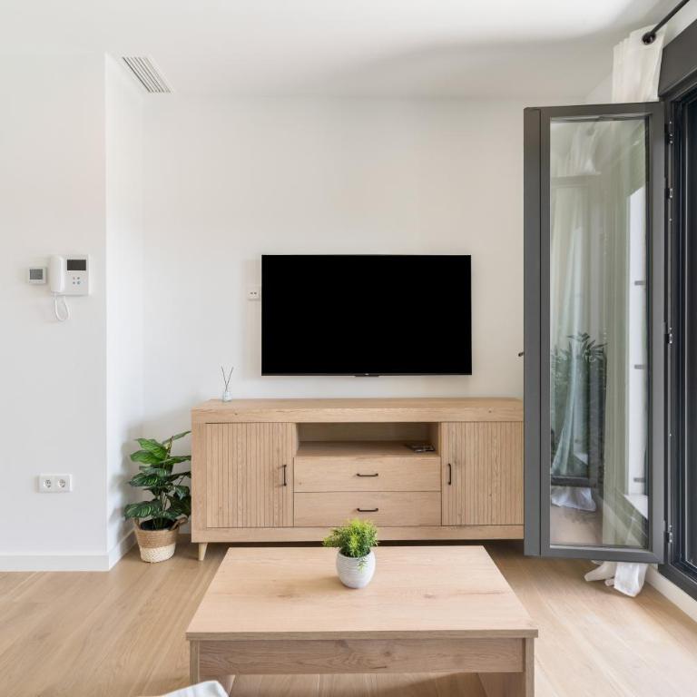 Adhara lll - Apartamento Estudio con vistas al mar - 9