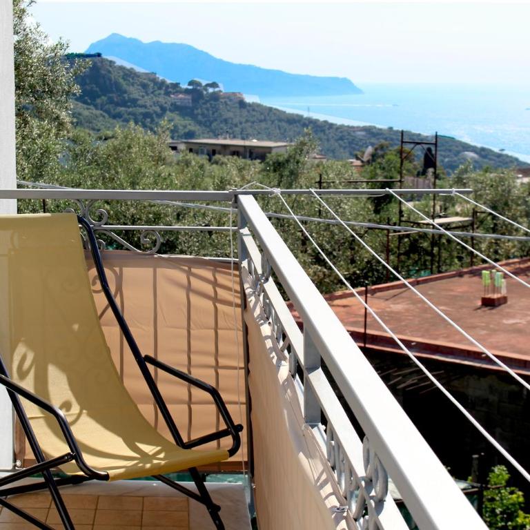 Capri view 2BR-2BA between Sorrento - Amalfi coast - Appartamento con 2 Camere da Letto, Balcone e Vista mare - 1