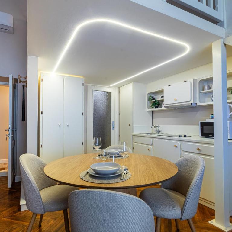 Momentina Apartments - Loft - 11