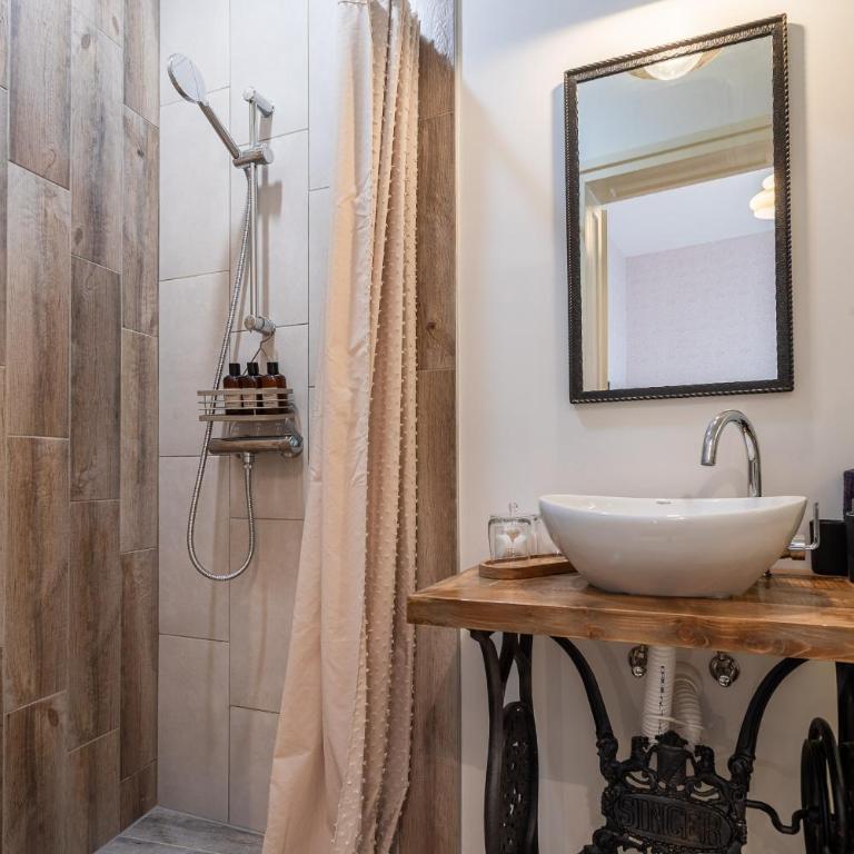 Momentina Apartments - Studio - 8