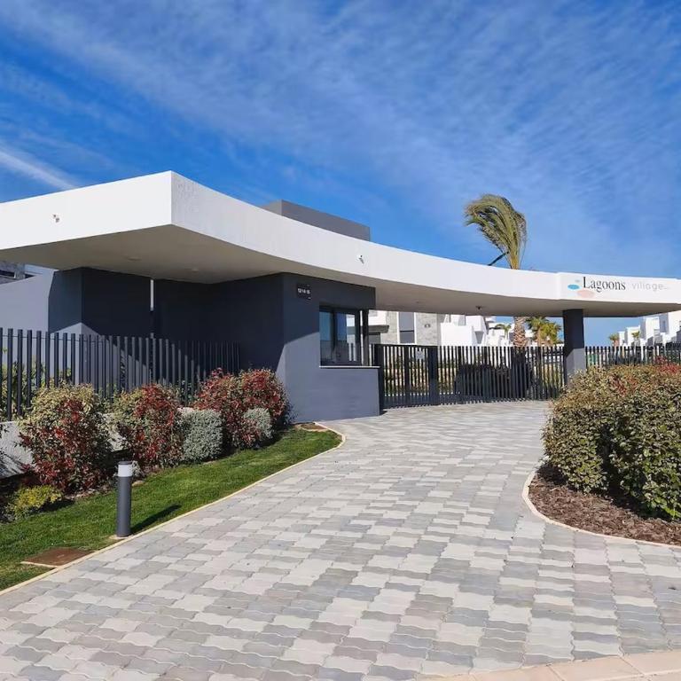 Lagoons Village Torrevieja Urbanization - Apartment mit 2 Schlafzimmern - 32