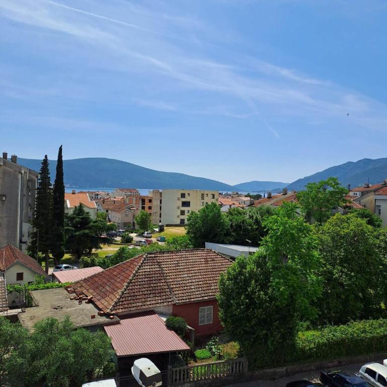 Cozy apartment - Apartman sa 3 Spavaće Sobe i Pogledom - 13
