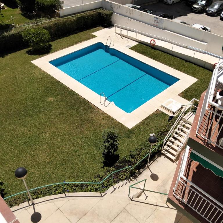 Fuengirola - Sleep 2-6 people - Three-Bedroom Apartment - 3