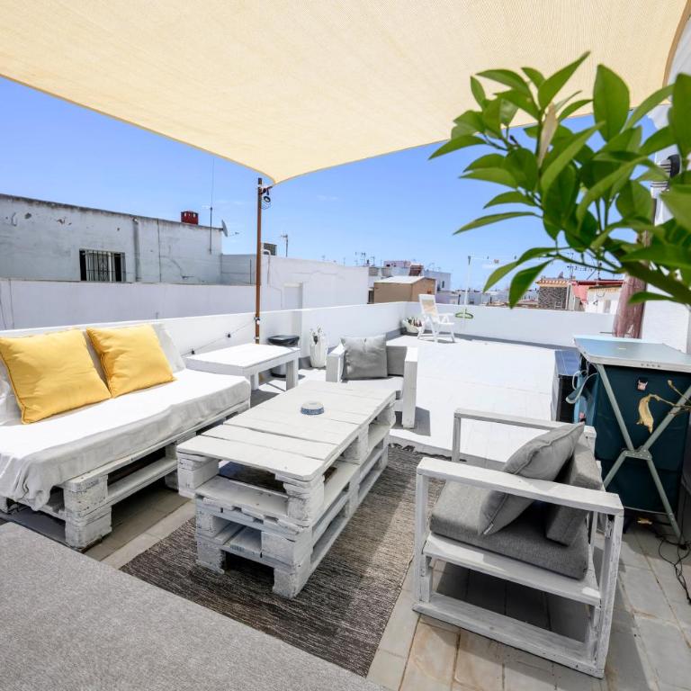 Family home in Barbate patio & Azotea - Casa - 1